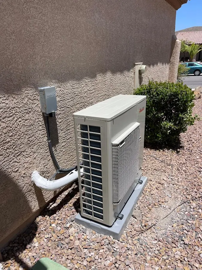 Residential air conditioning condenser unit in La Cresta